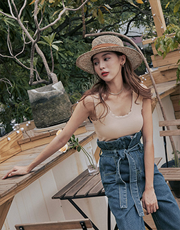 彈性羅紋捲邊微短版BRA TOP