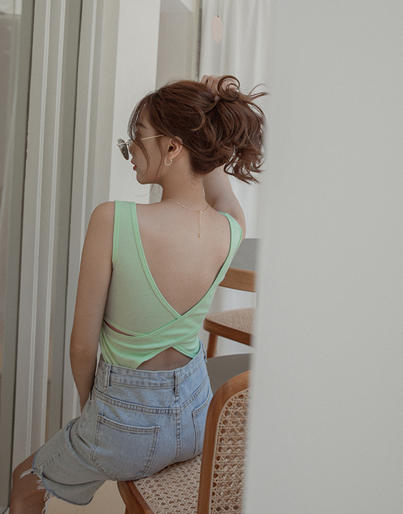 後交叉露背棉柔BRA TOP