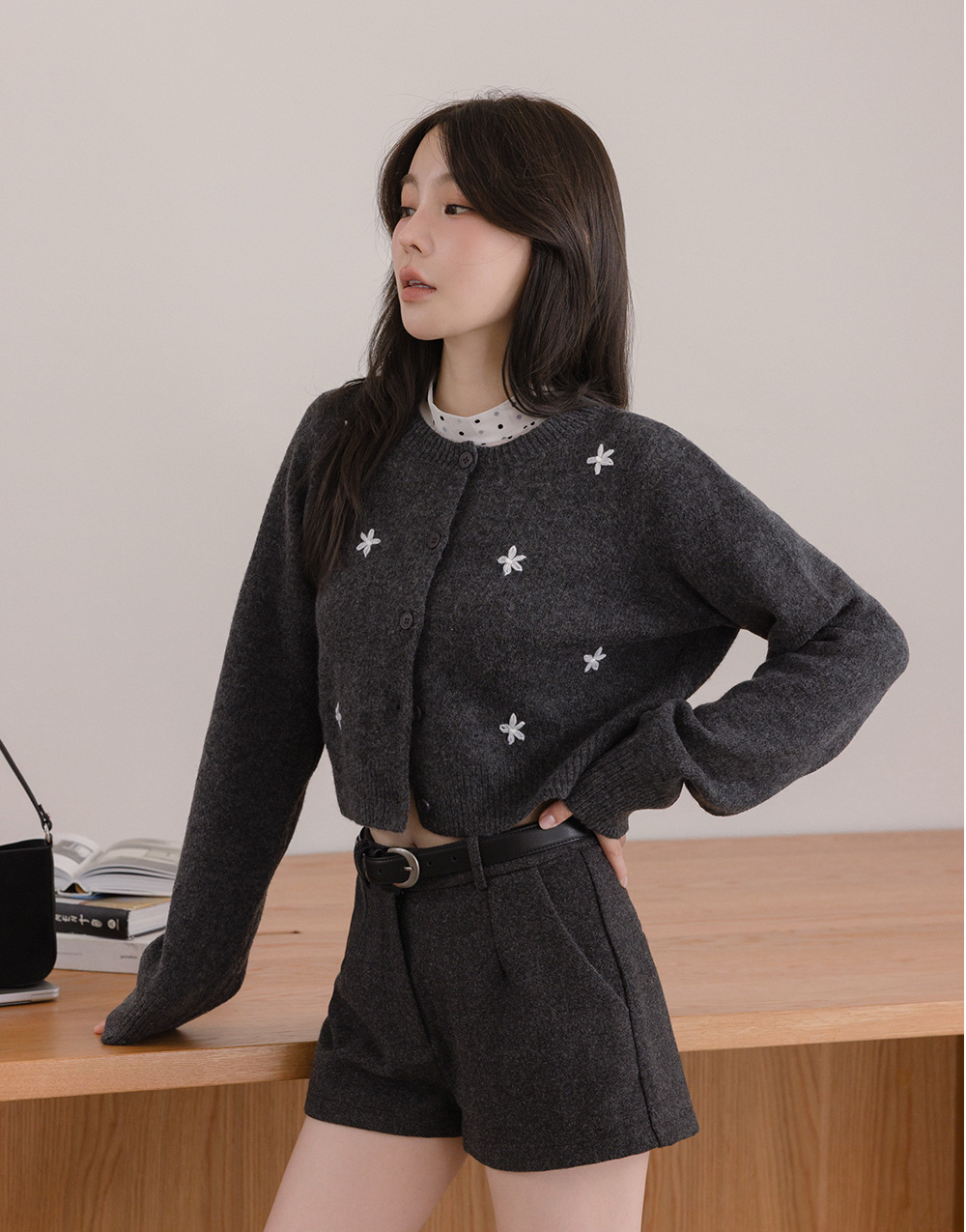 小花刺繡針織外套