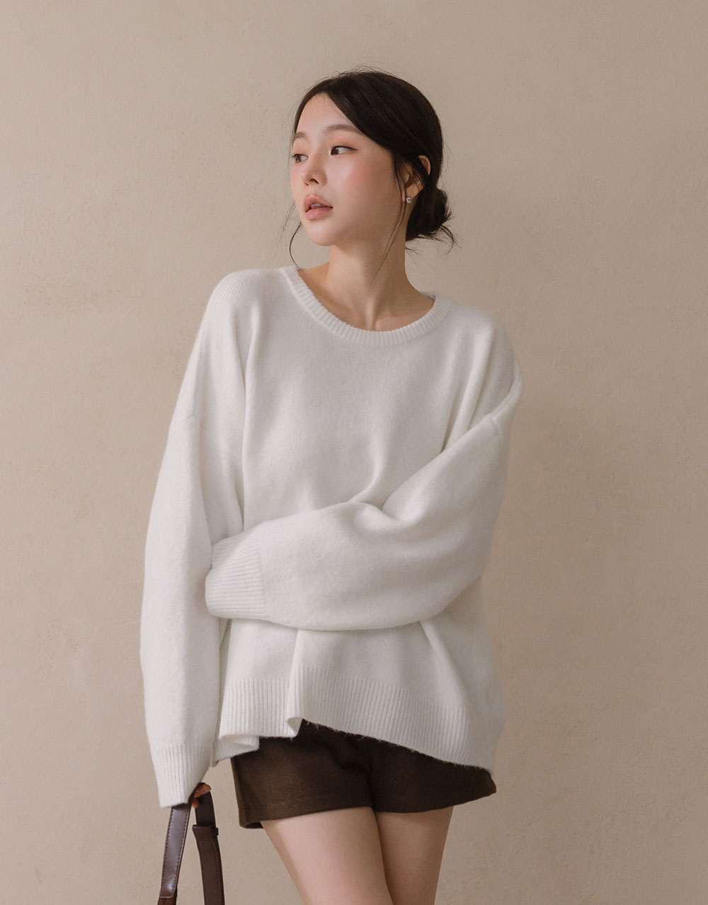 羊毛圓領寬鬆毛衣