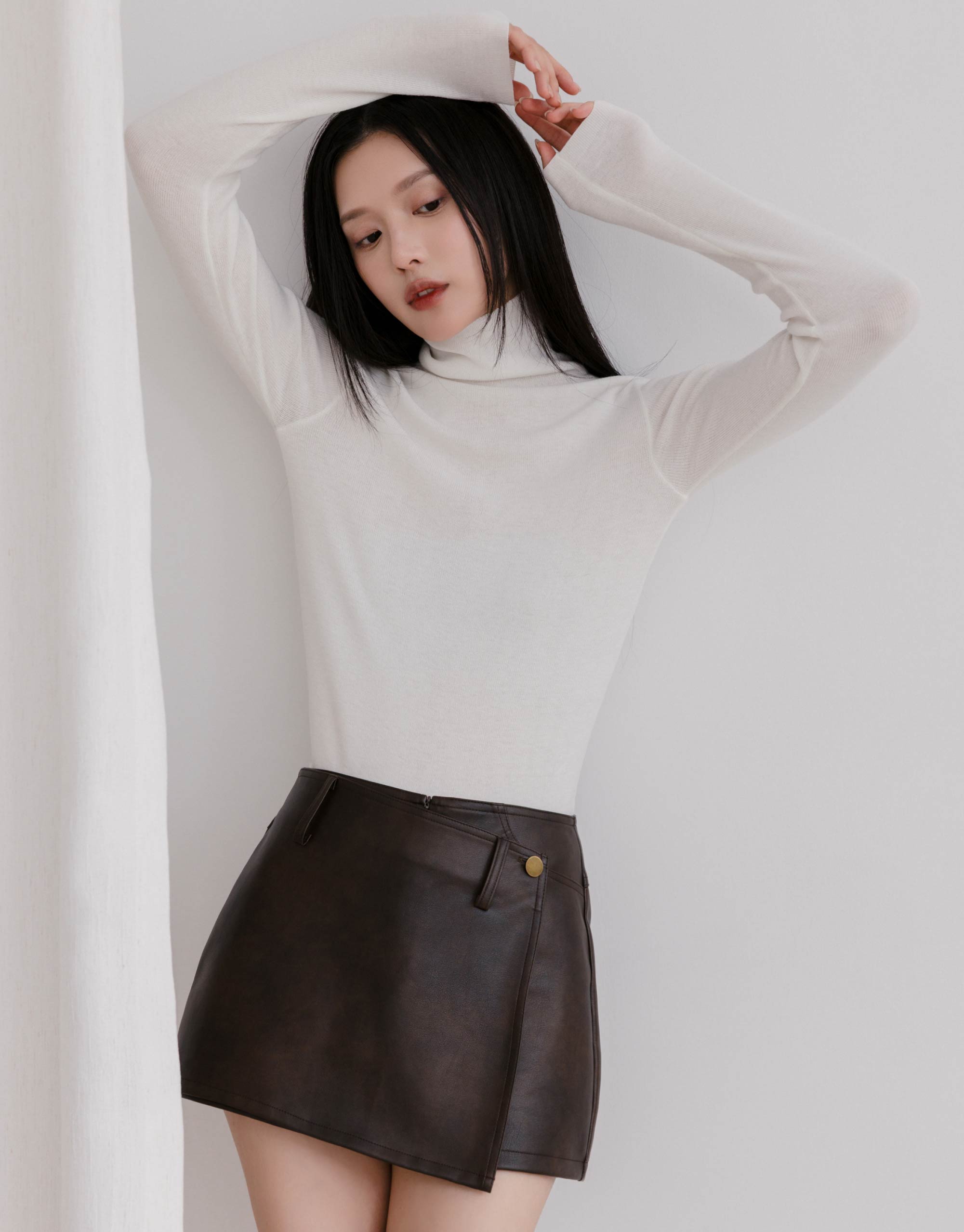 羊毛高領針織上衣