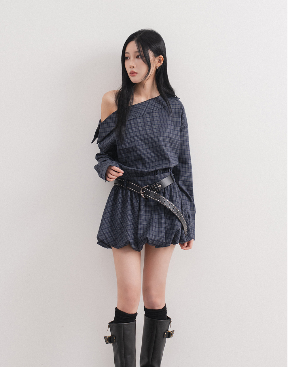 格紋斜肩連身花苞裙