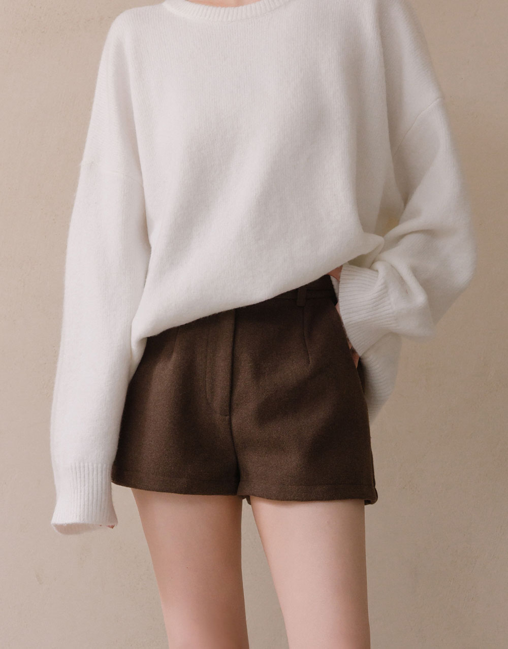 毛呢鈎釦短褲