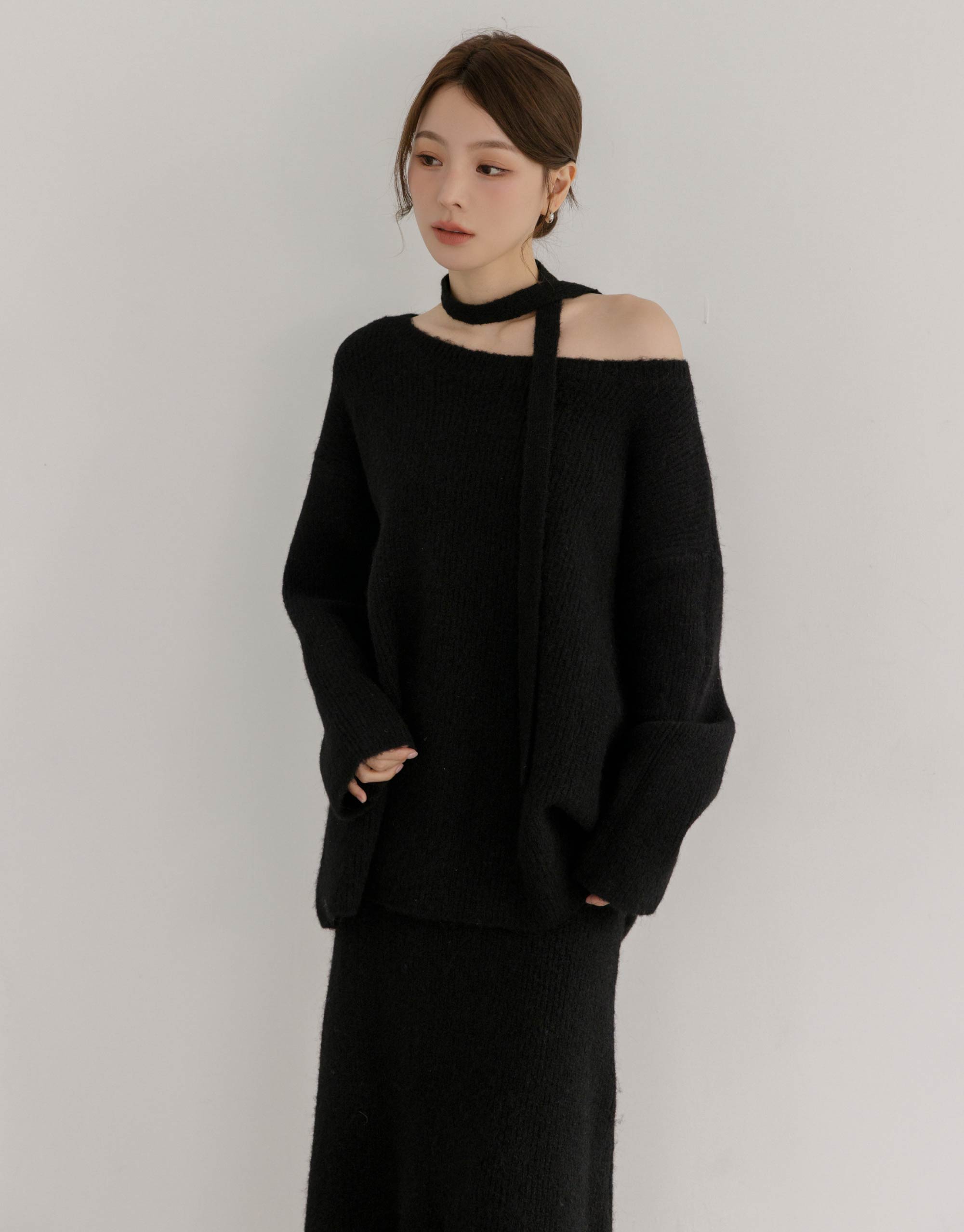 羊毛混紗斜肩毛衣