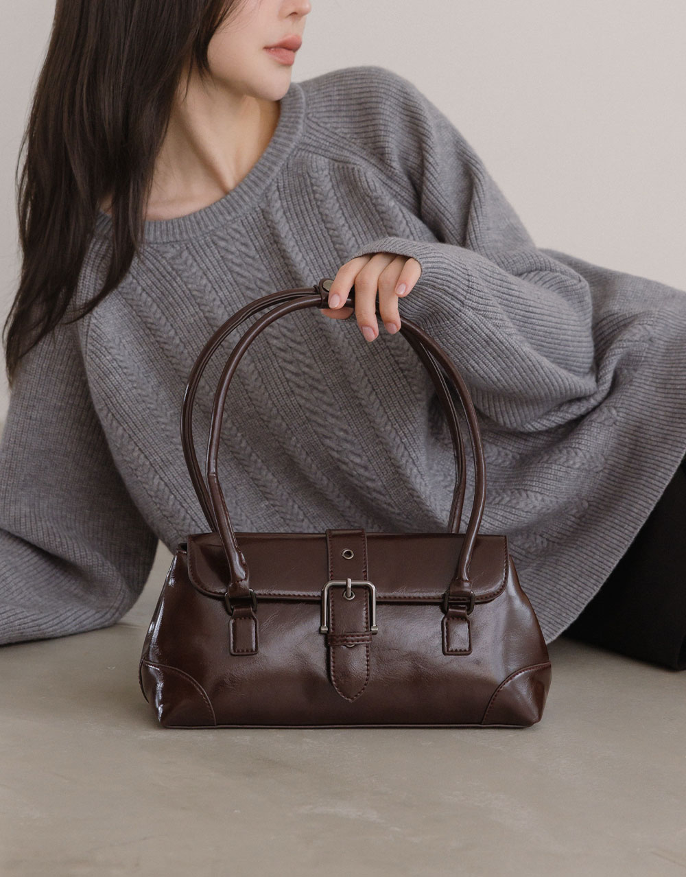 率性皮質肩背包