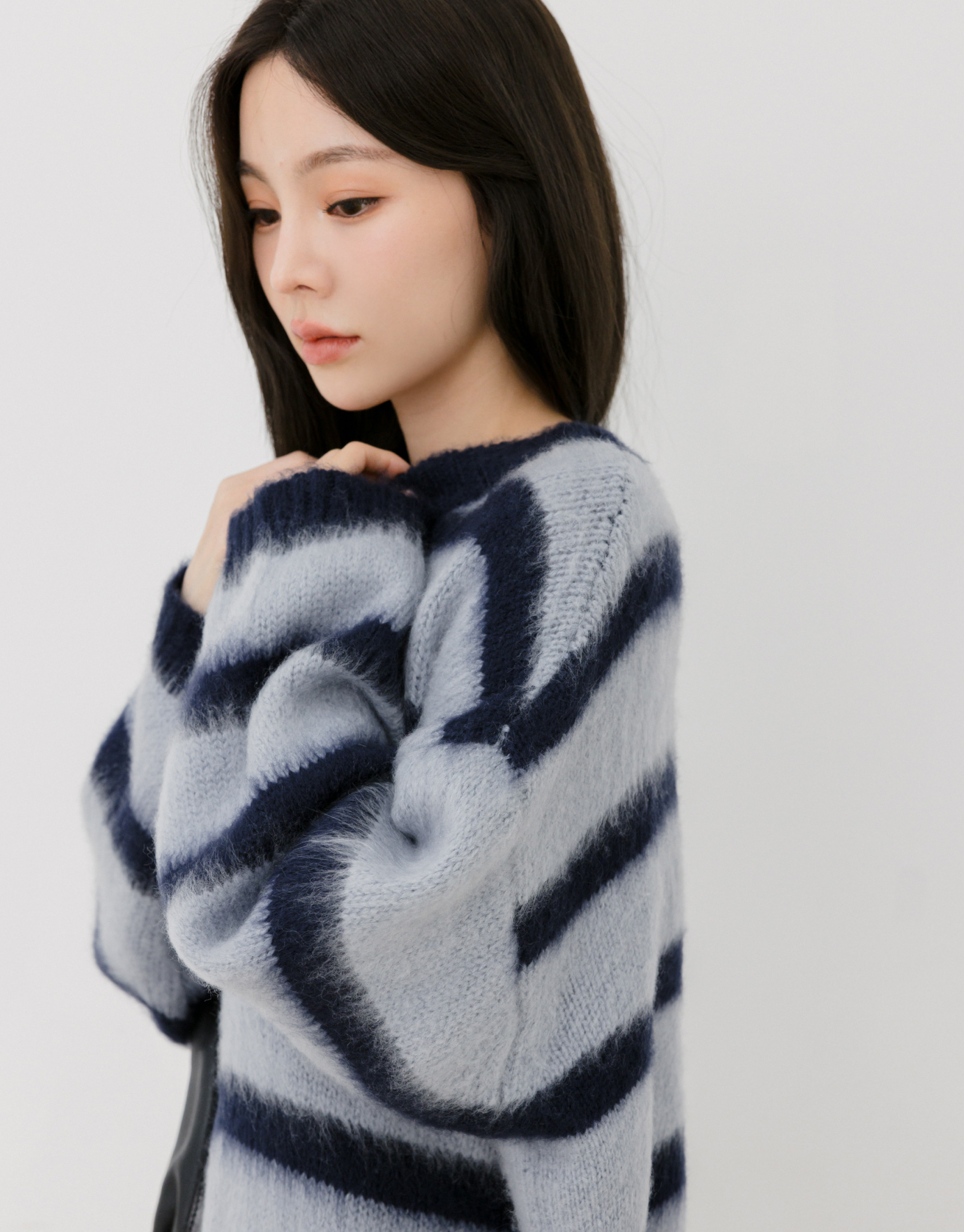 圓領條紋針織毛衣