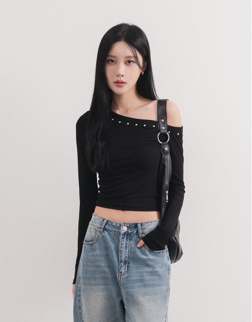 鉚釘斜肩長袖上衣