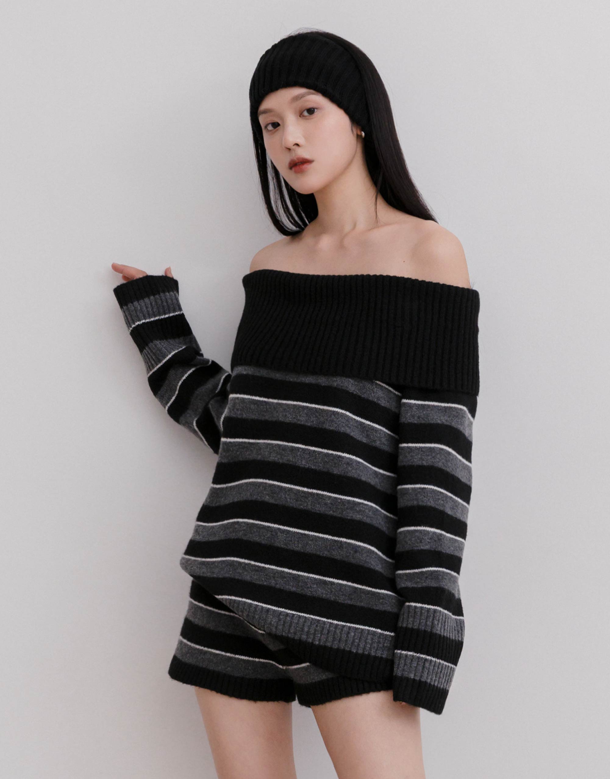 羊毛大翻領條紋毛衣