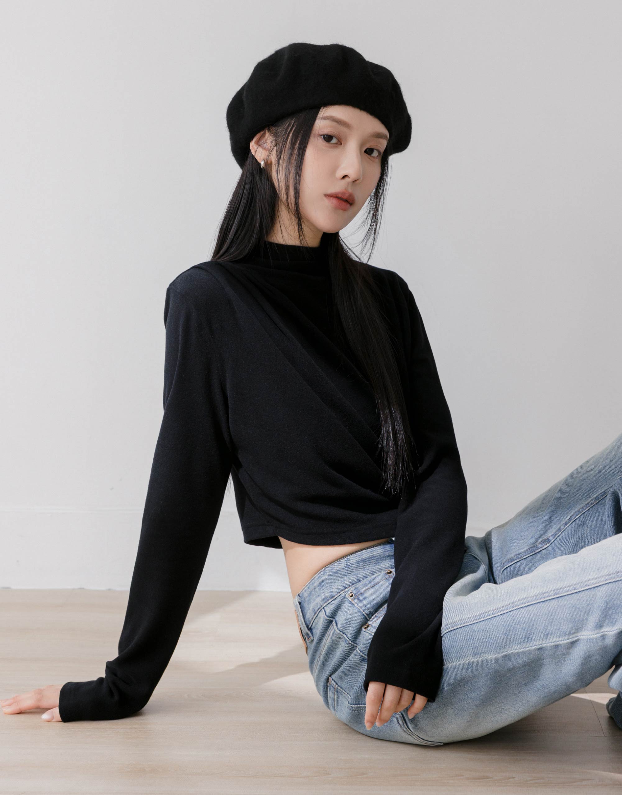 羊絨小高領側抓皺上衣