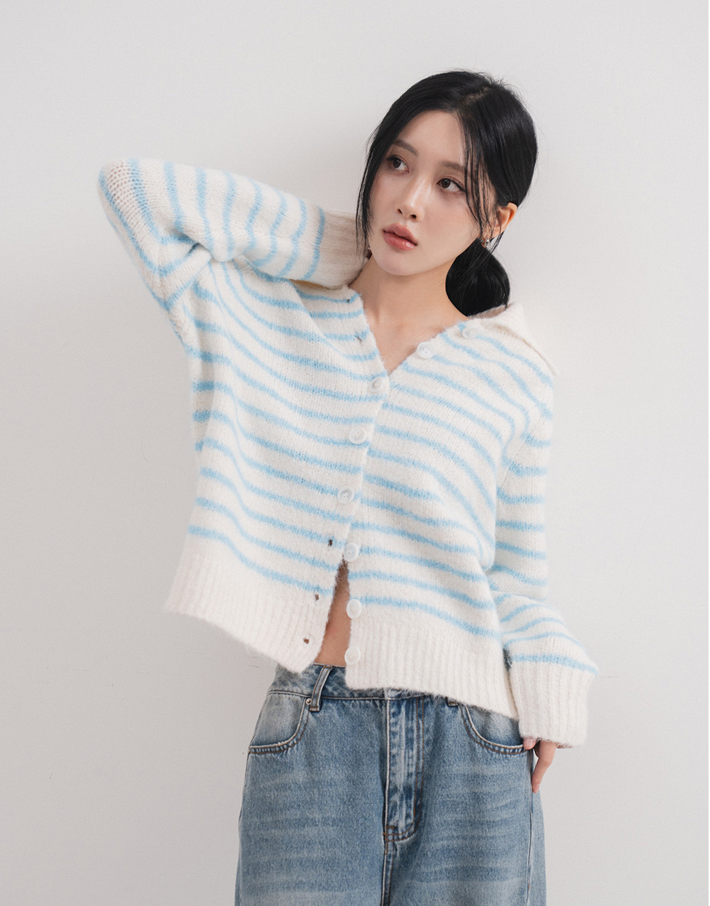 排釦條文翻領針織外套