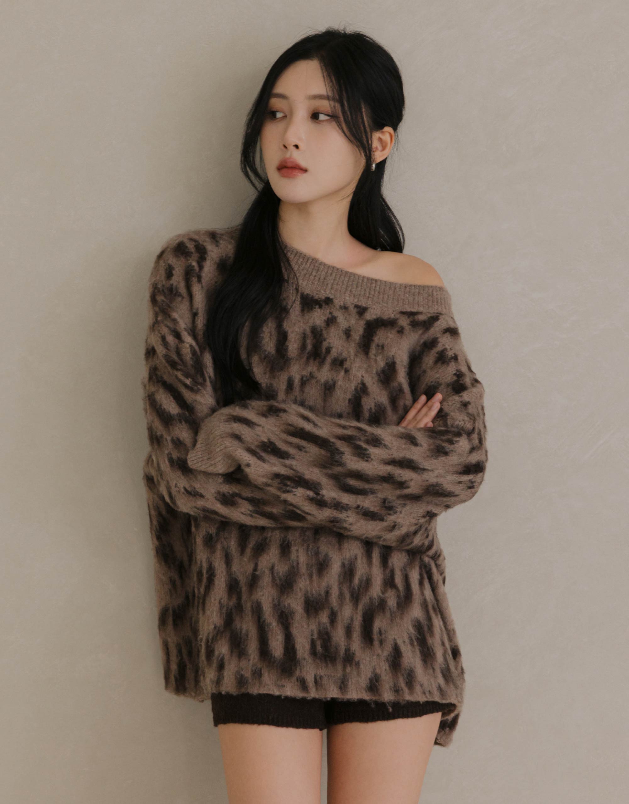豹紋寬領羊毛針織毛衣