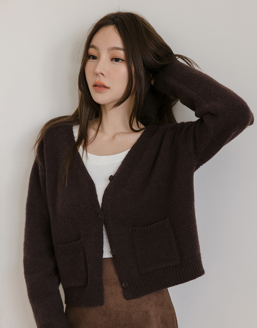 雙口袋V領針織上衣