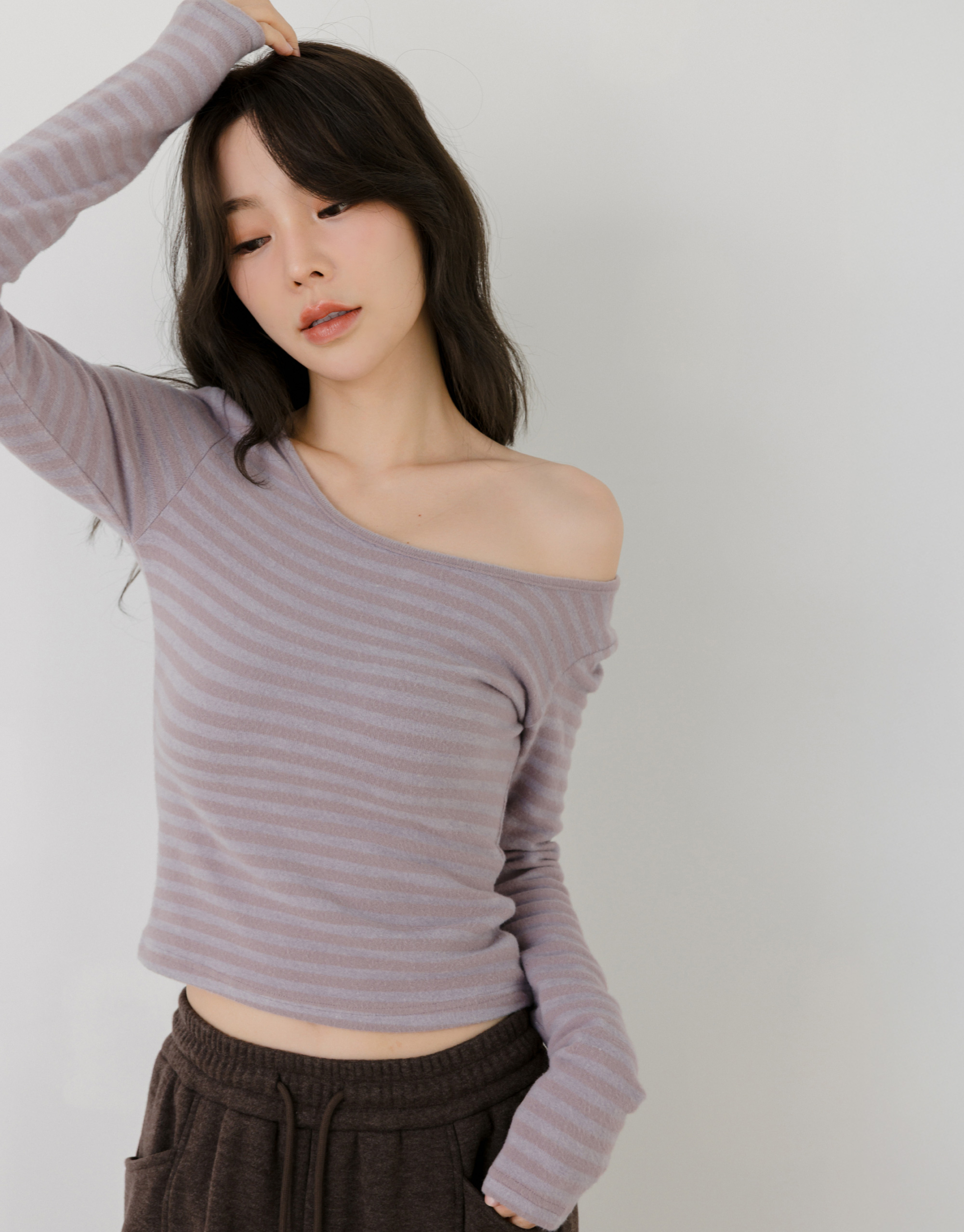 磨毛圓領條紋上衣