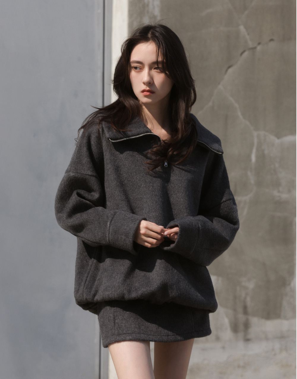 羊毛翻領拉鍊長袖上衣