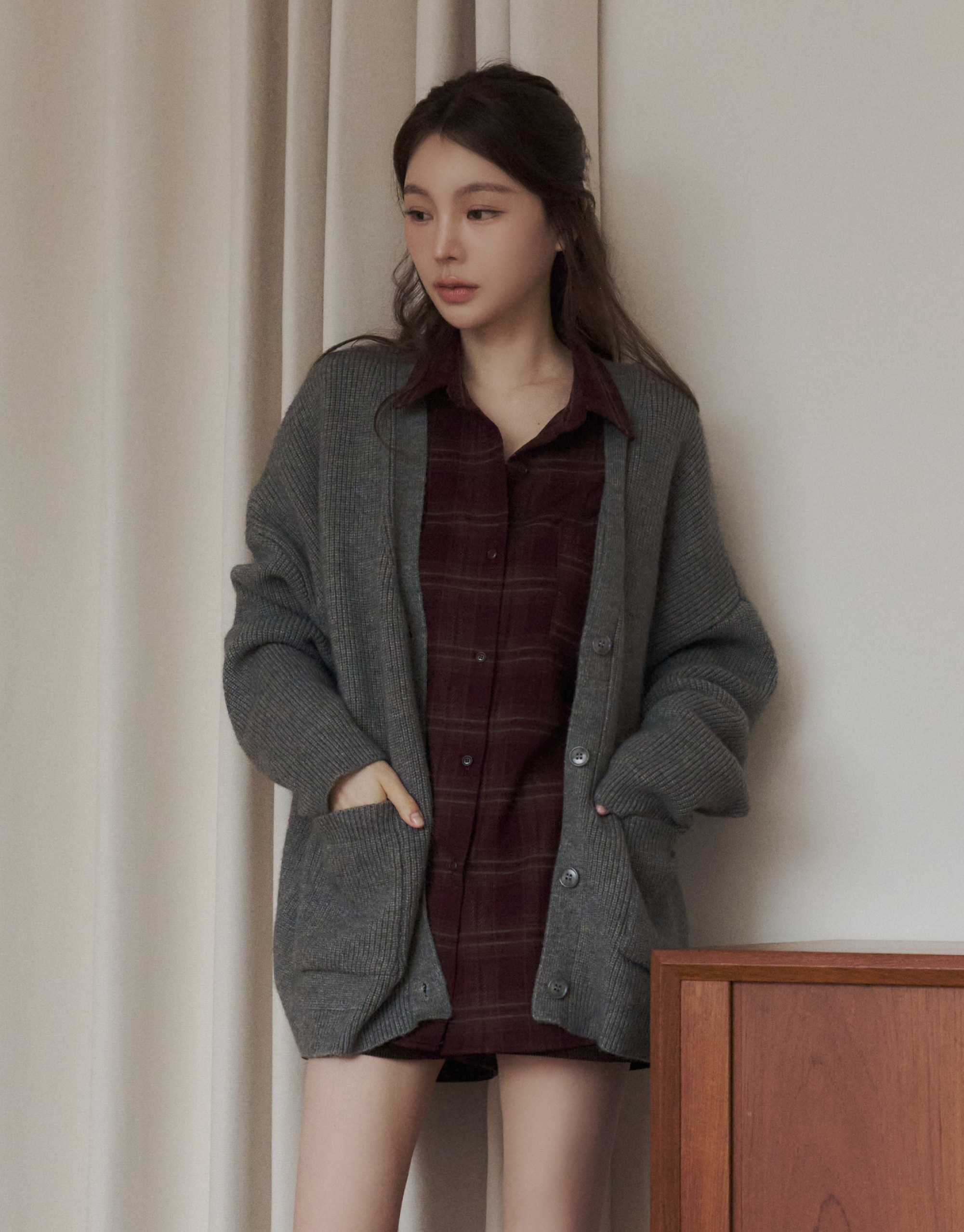 坑條V領針織外套