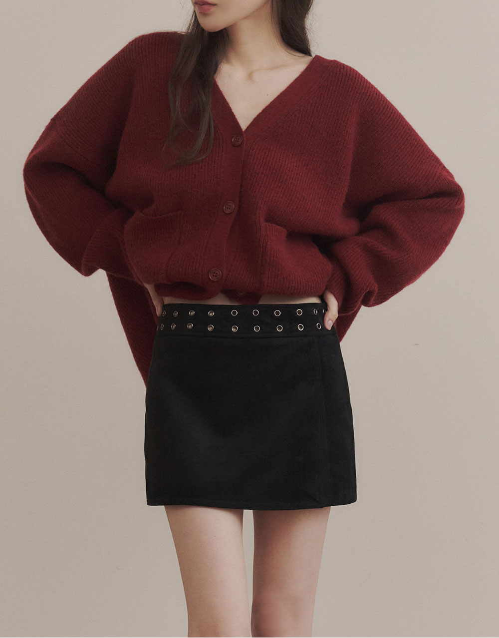 釦環裝飾麂皮短裙