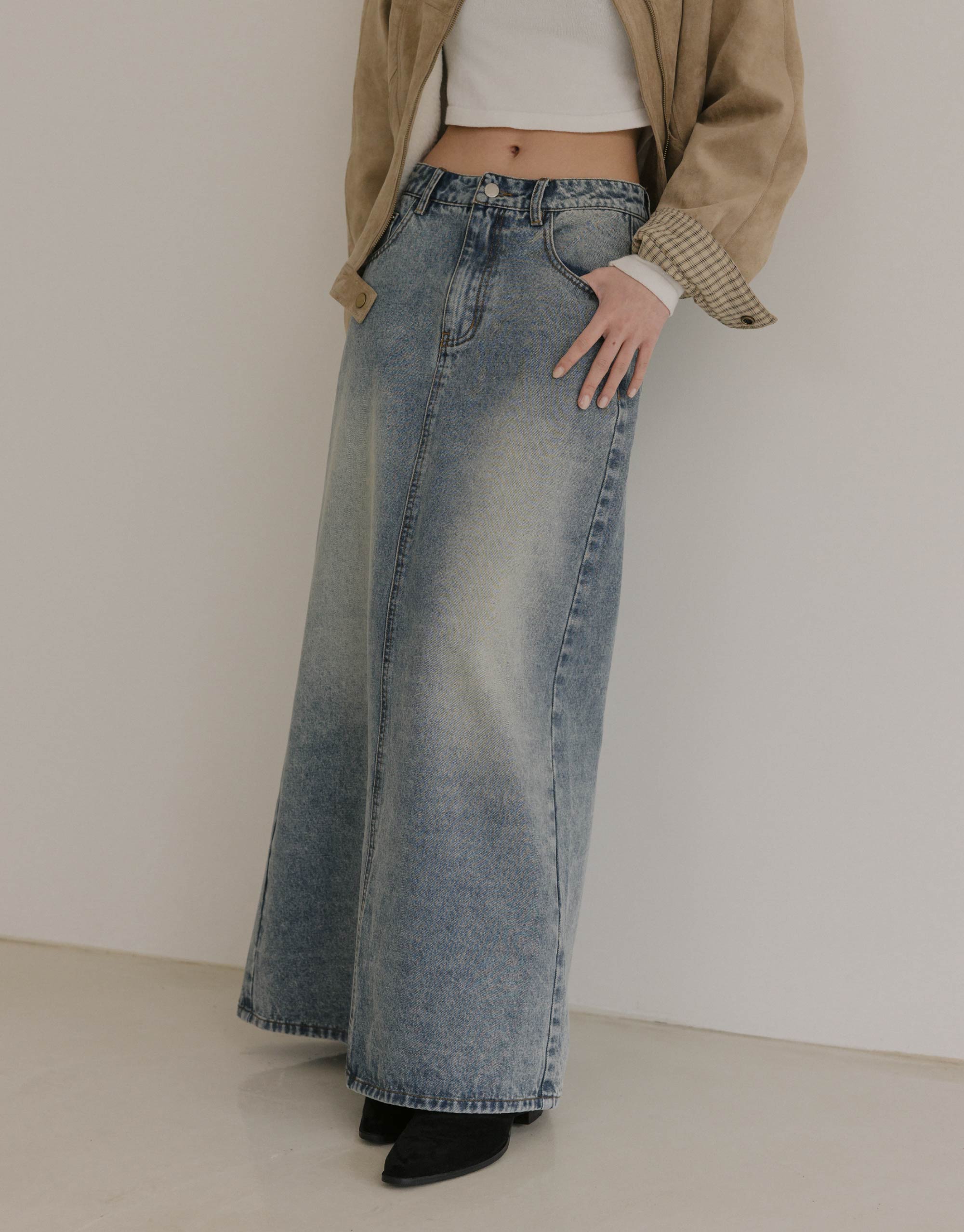 水洗後開衩牛仔長裙