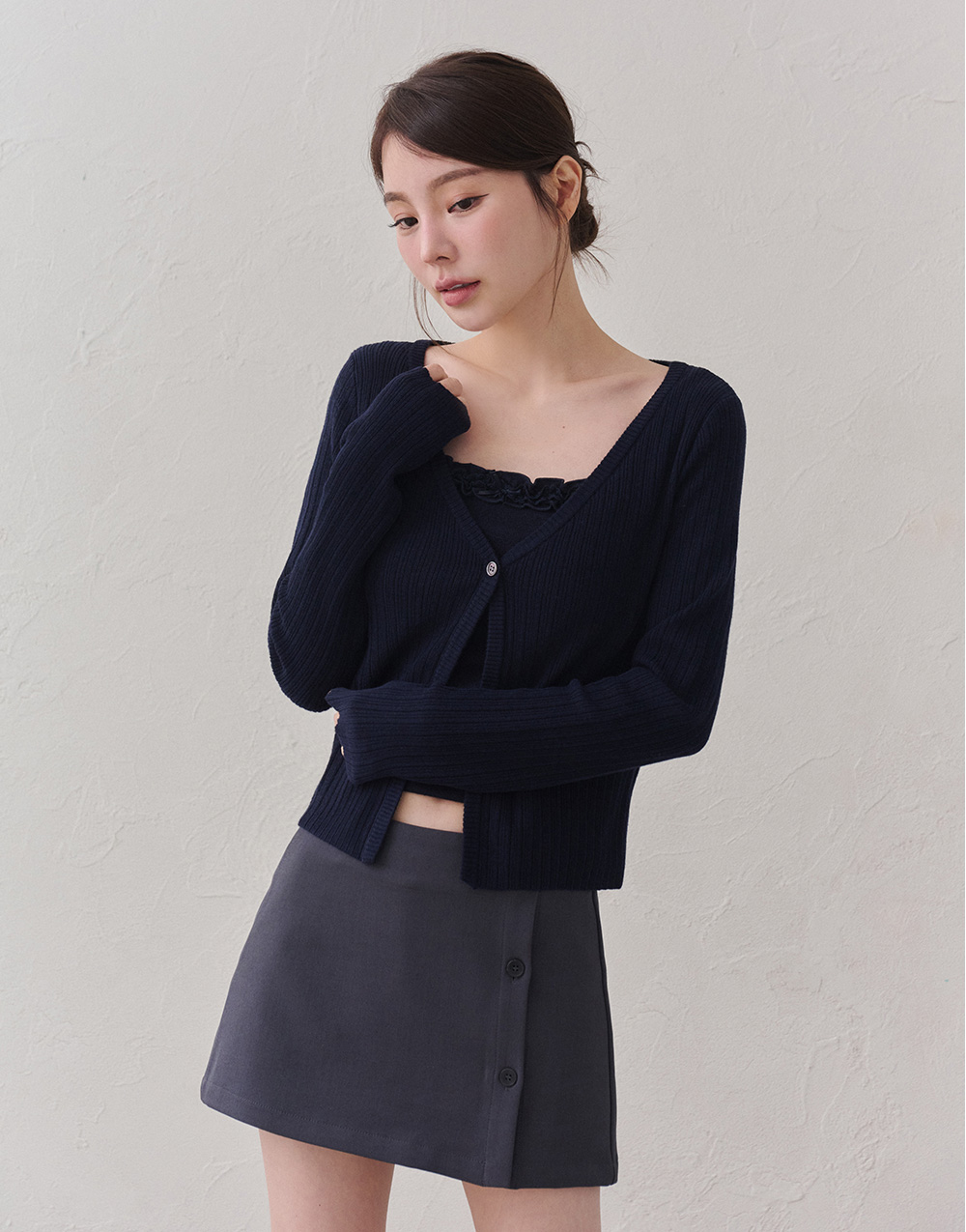 單釦直坑條針織小外套