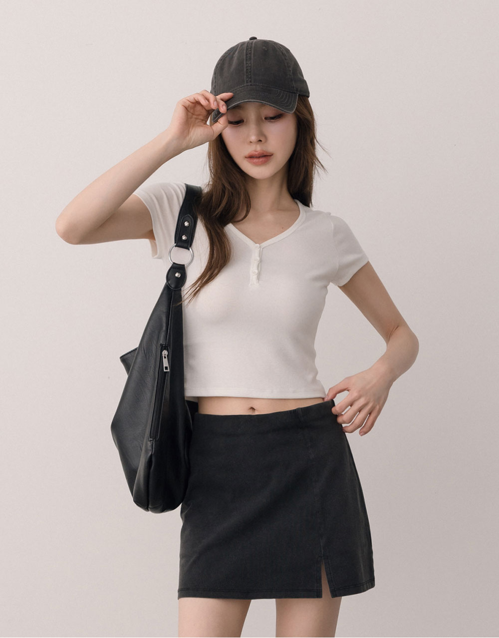 萊賽爾V領半開襟短袖上衣