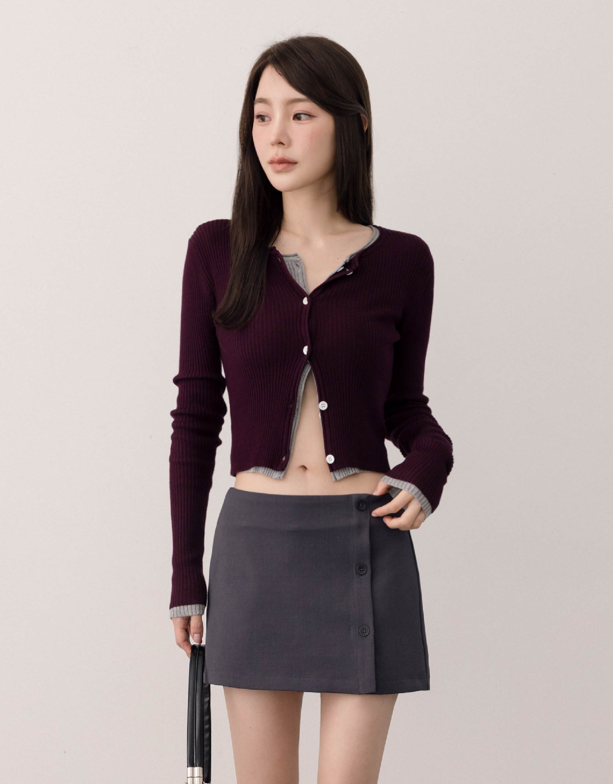 排釦圓領坑條針織小外套