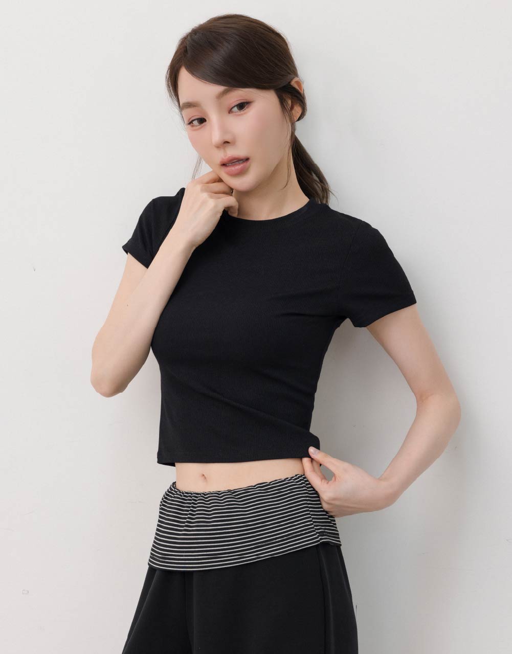 圓領羅紋短袖上衣