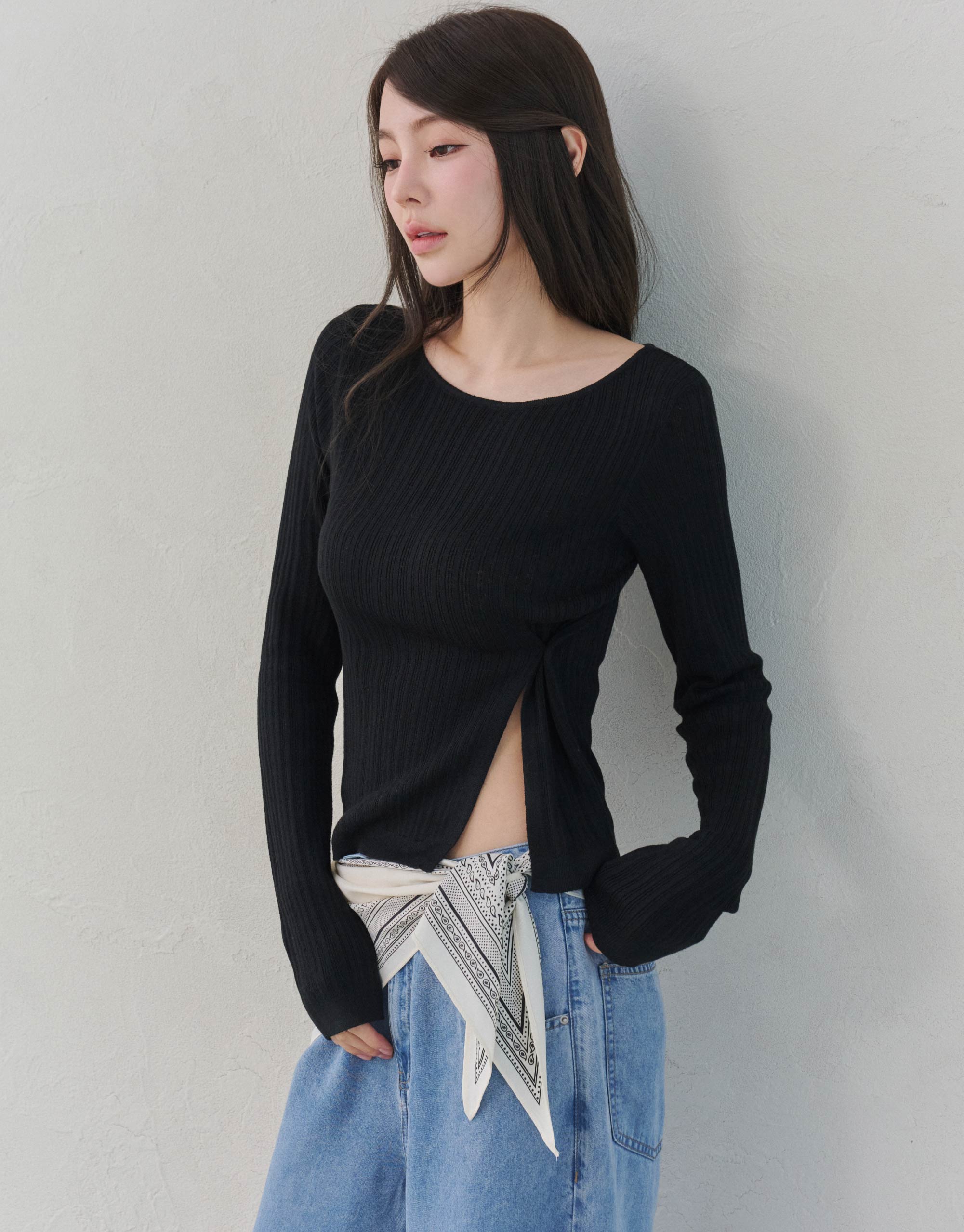 微透坑條側開衩針織上衣