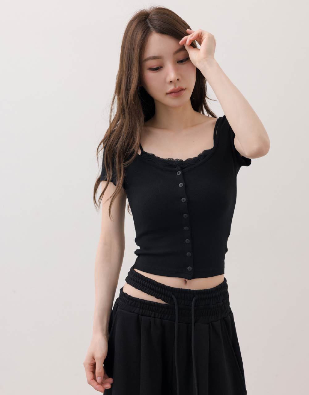 蕾絲排釦假兩件上衣(EcoCosy極柔優可絲)