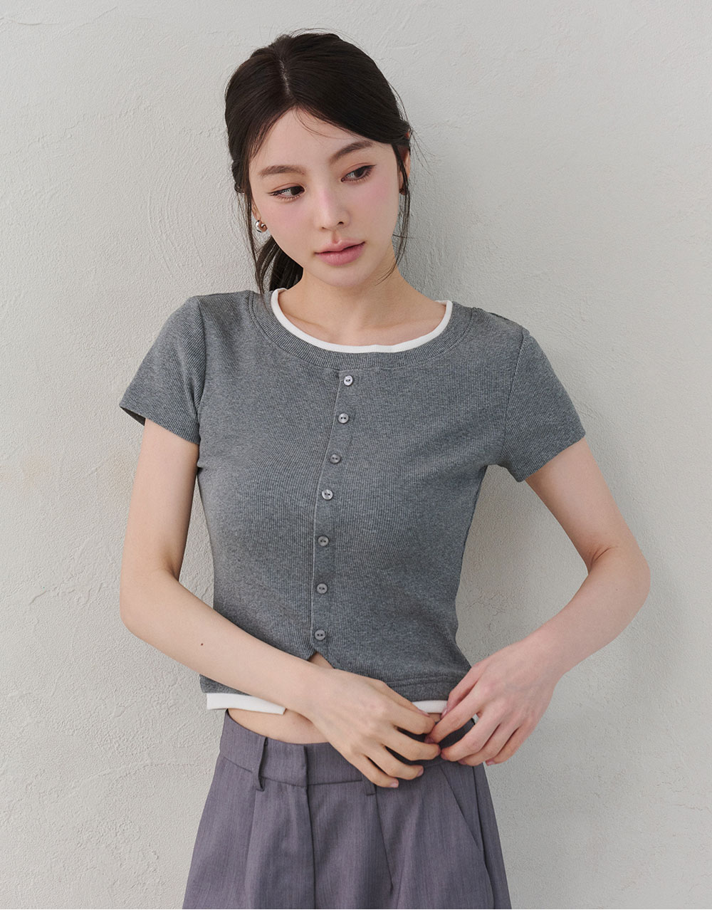 假兩件排釦羅紋短袖上衣