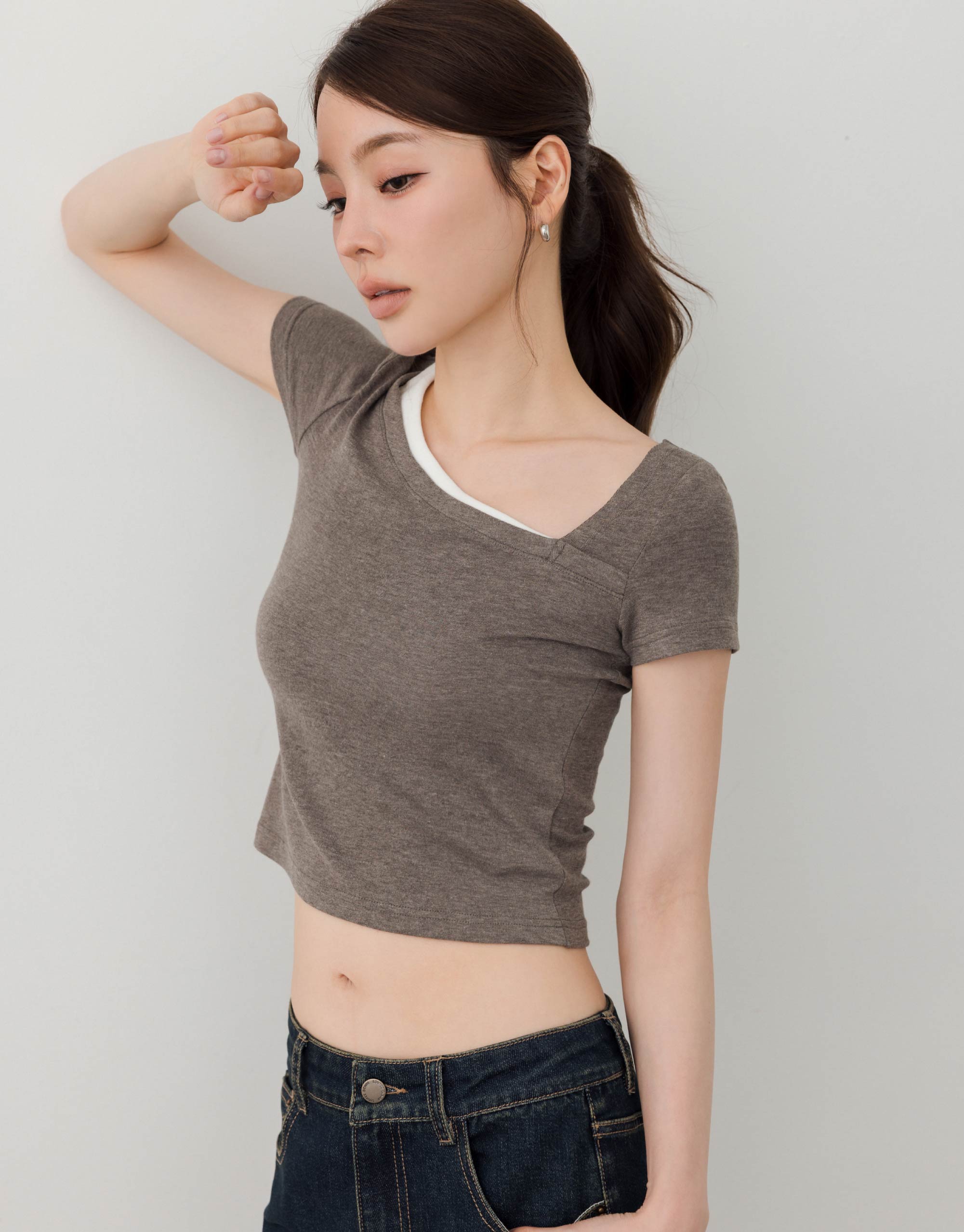 撞色假兩件上衣